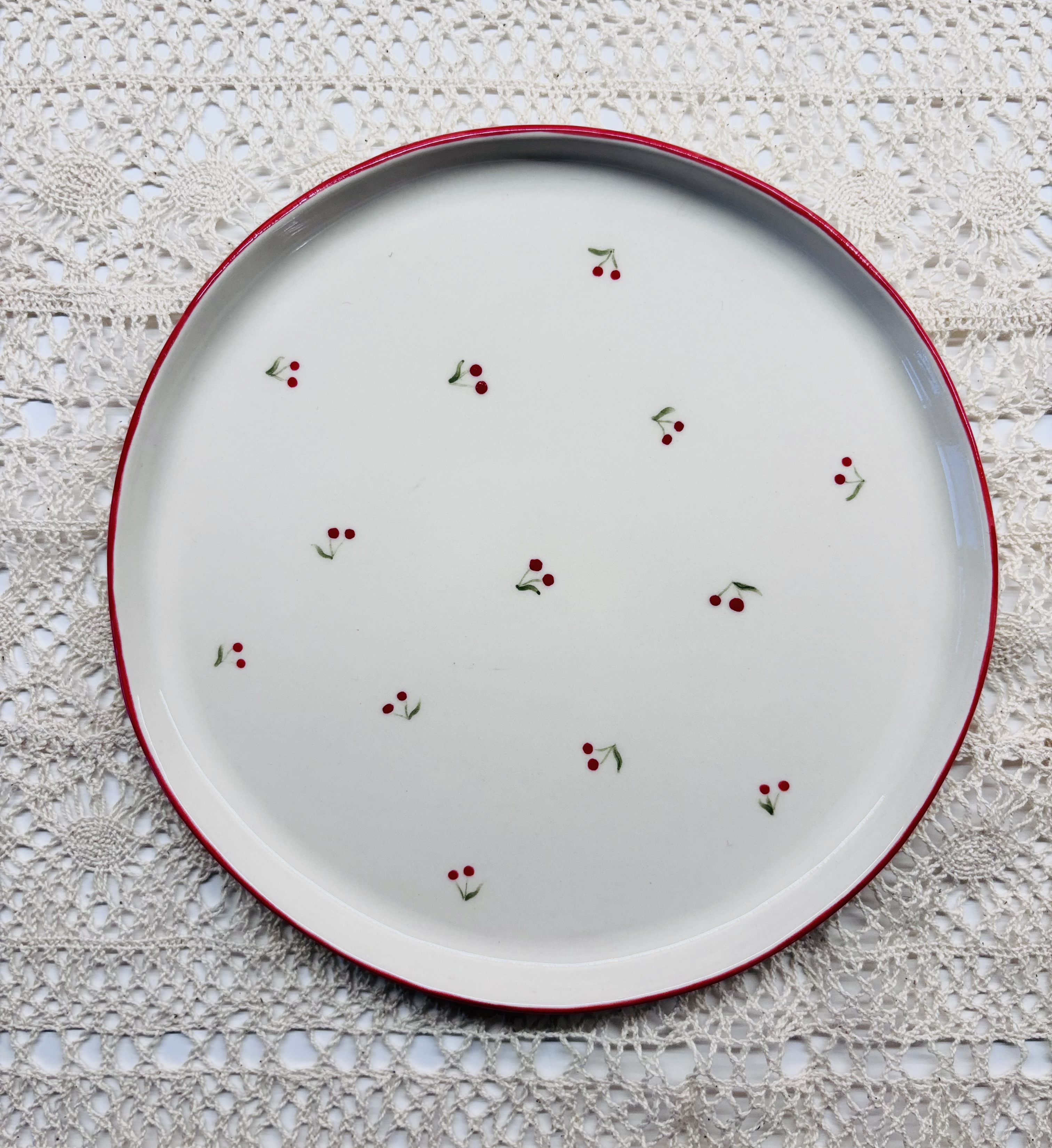 купить Тарелка "Вишневая" диаметр 19см в Москве купить Тарелка "Вишневая" диаметр 19см