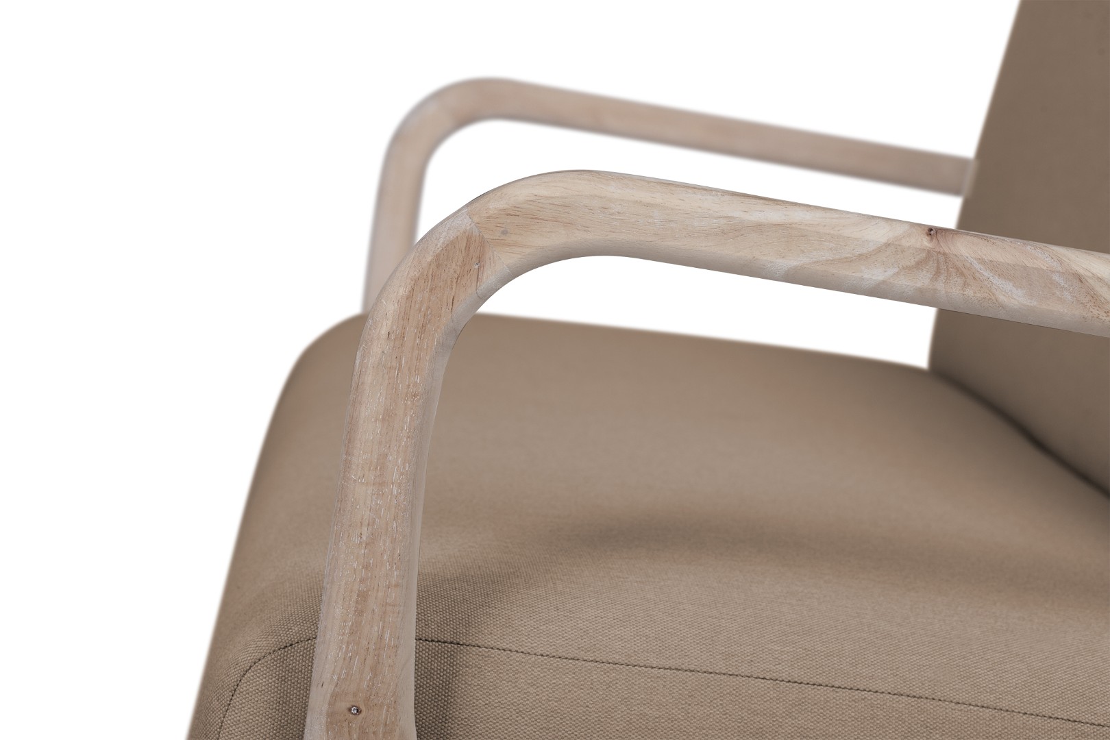 Кресло дизайнерское Cody B-hazel в интерьере