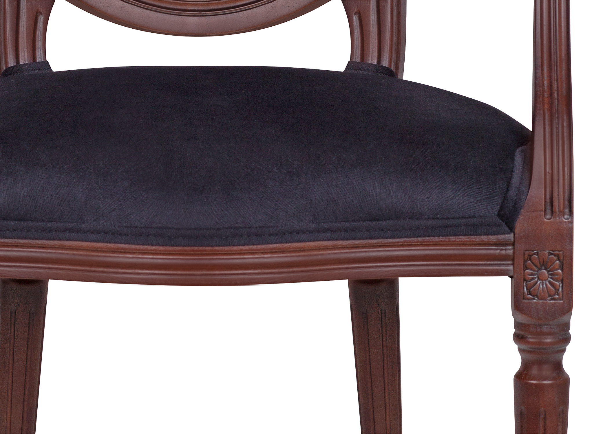 фото Мягкий стул с подлокотниками Delo Kora Arm Black в интерьере