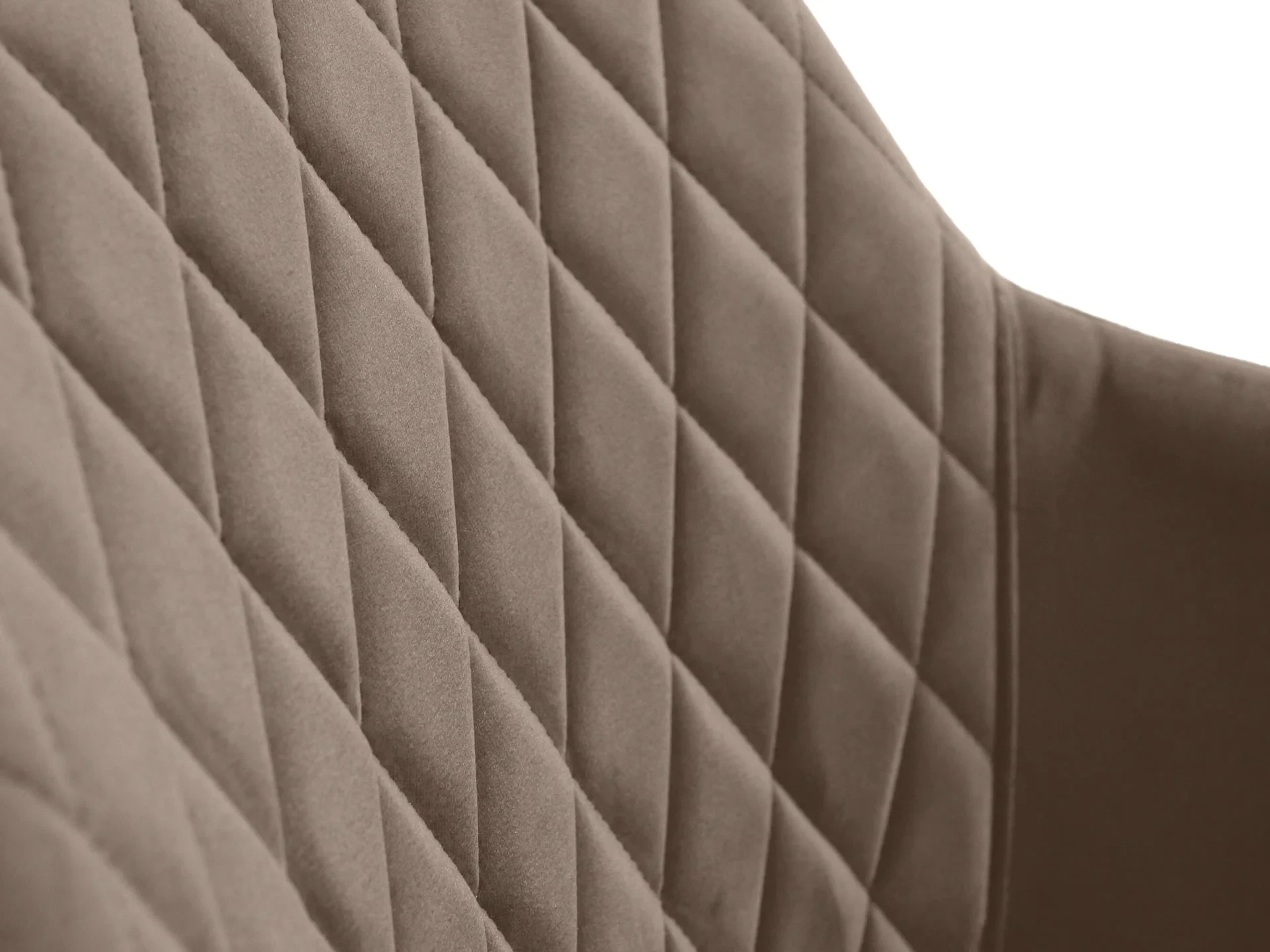 Кресло Tippi в интерьере