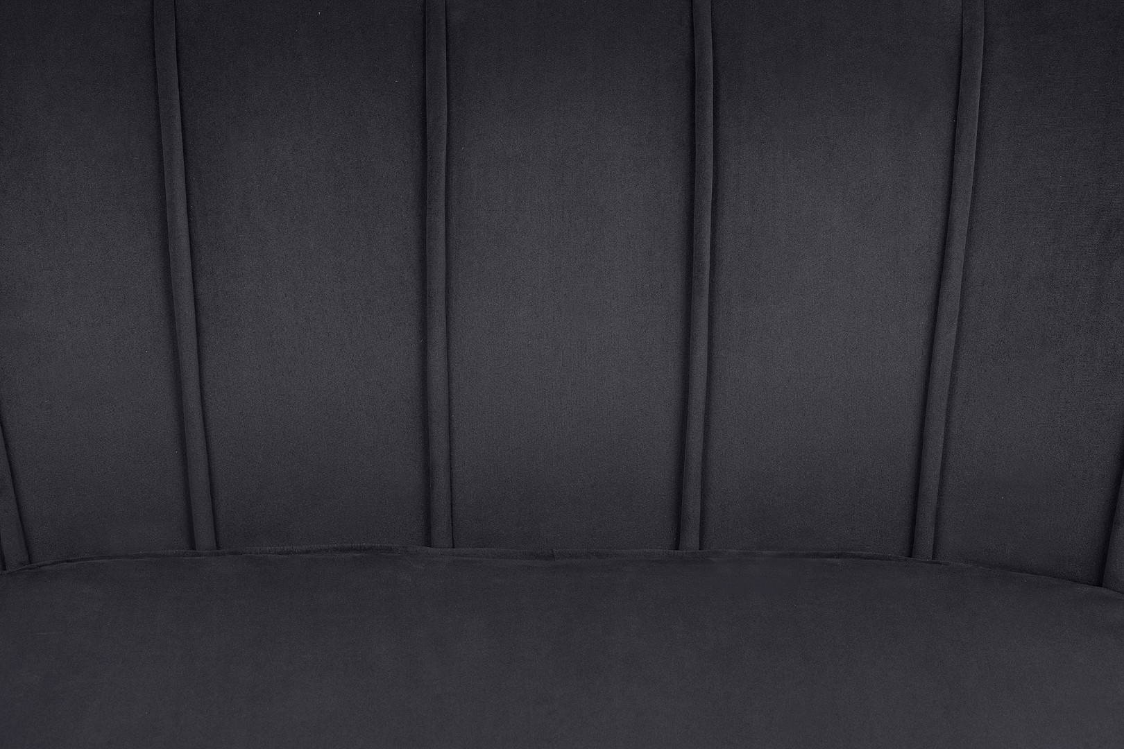 Трехместный диван ракушка для гостиниц Pearl Triple Black в интерьере в Москве Трехместный диван ракушка для гостиниц Pearl Triple Black в интерьере