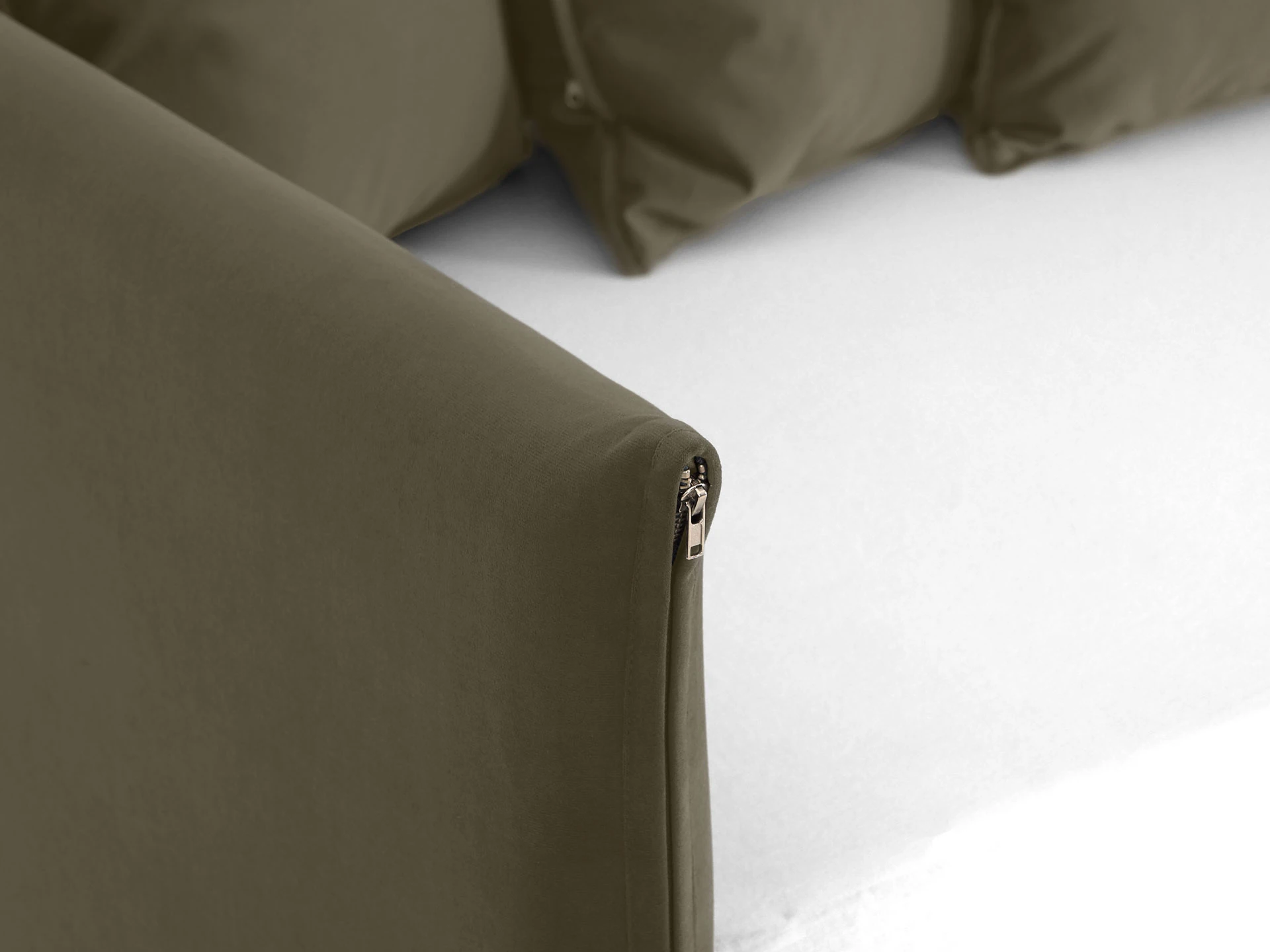 фото Кровать-кушетка Milano