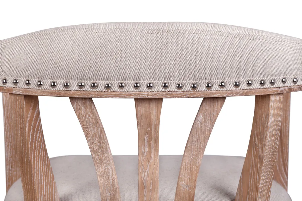 Мягкий стул с подлокотниками Tanner Beige в интерьере в Москве Мягкий стул с подлокотниками Tanner Beige в интерьере