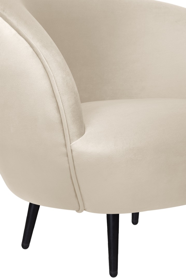 фото Мягкое кресло Small Benee Beige на черных ножках в Москве фото Мягкое кресло Small Benee Beige на черных ножках