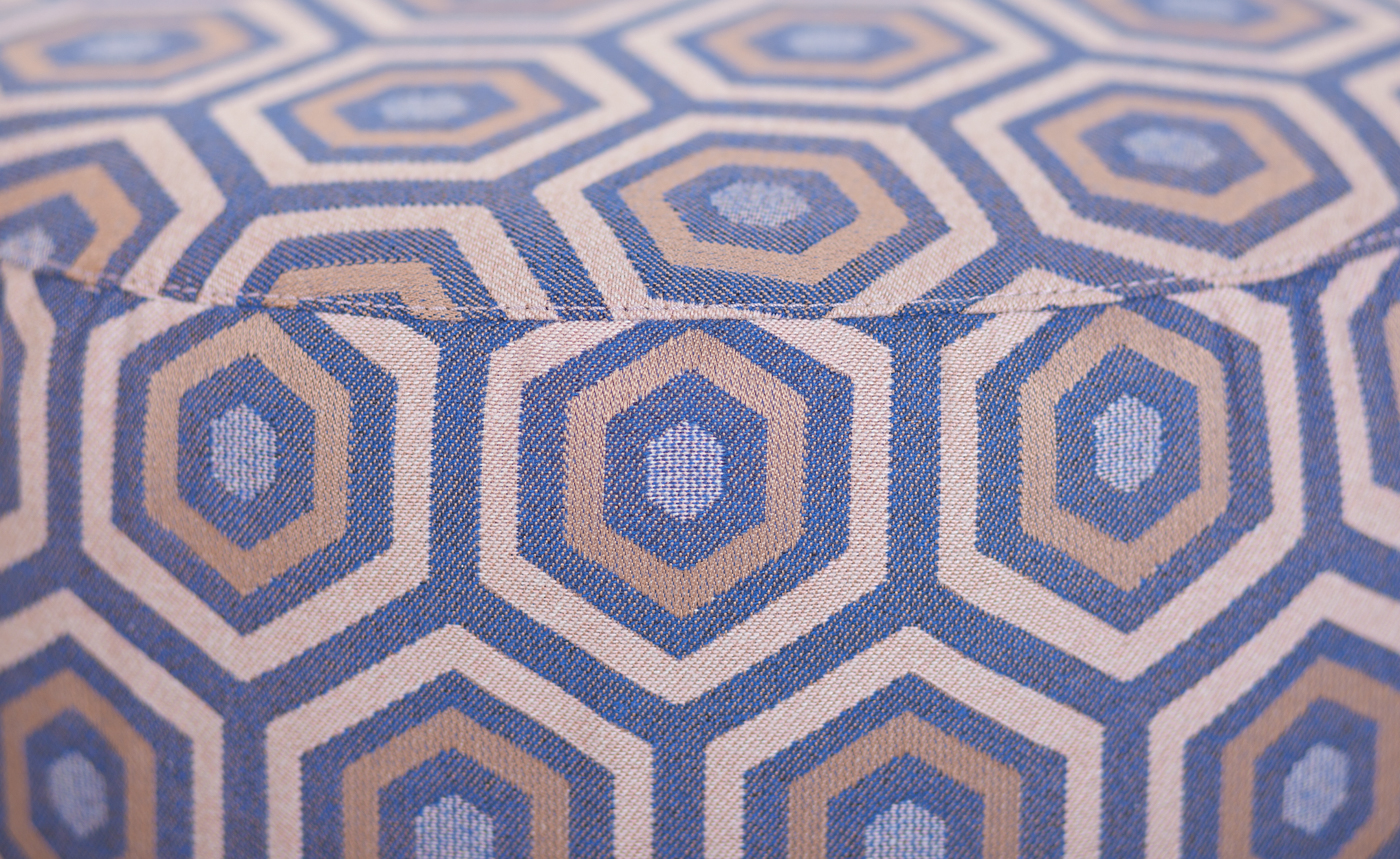 заказать Дизайнерский пуф East Blue в Москве заказать Дизайнерский пуф East Blue