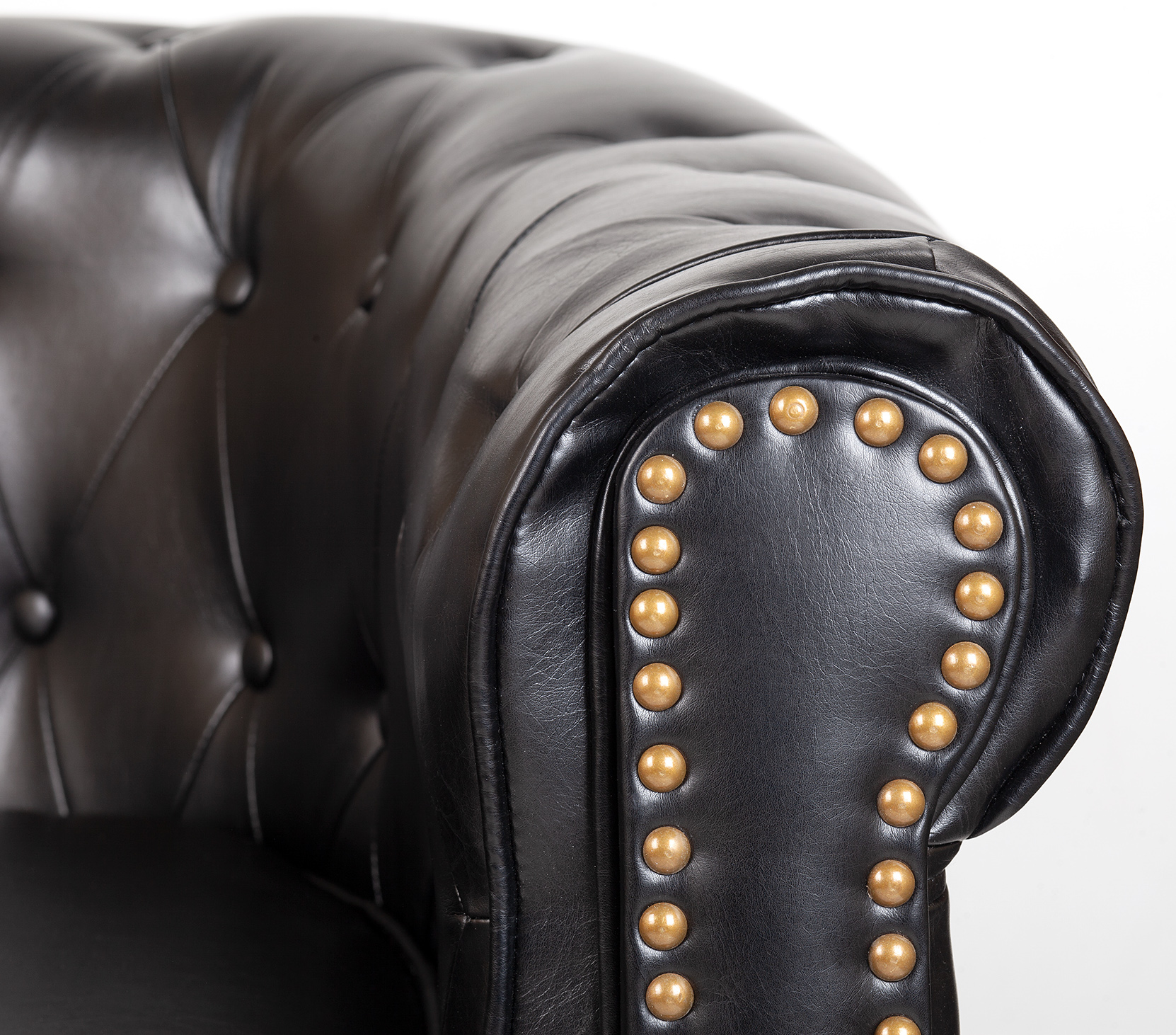 Кожаный диван лофт Karo V2 черный в интерьере