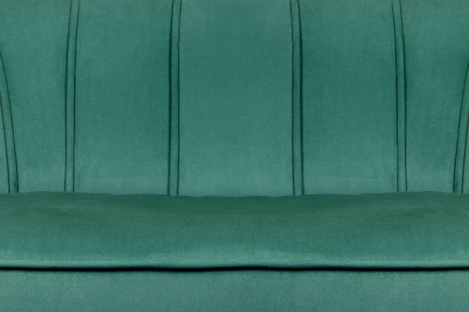 Диван ракушка для гостиниц Pearl Triple Green V2 в интерьере в Санкт-Петербурге