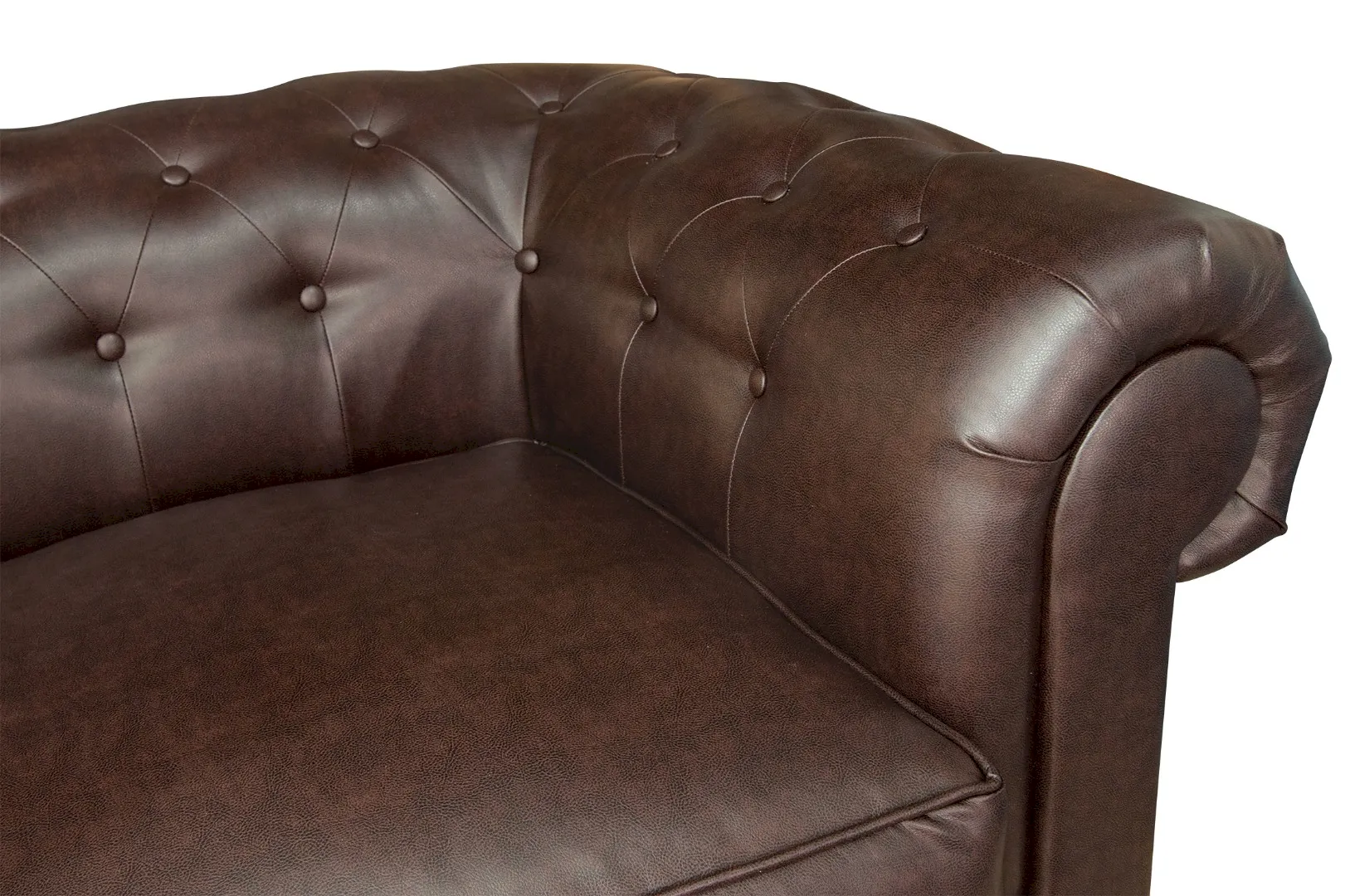 Диван Chesterfield Brown V2 в интерьере в Москве Диван Chesterfield Brown V2 в интерьере в Санкт-Петербурге