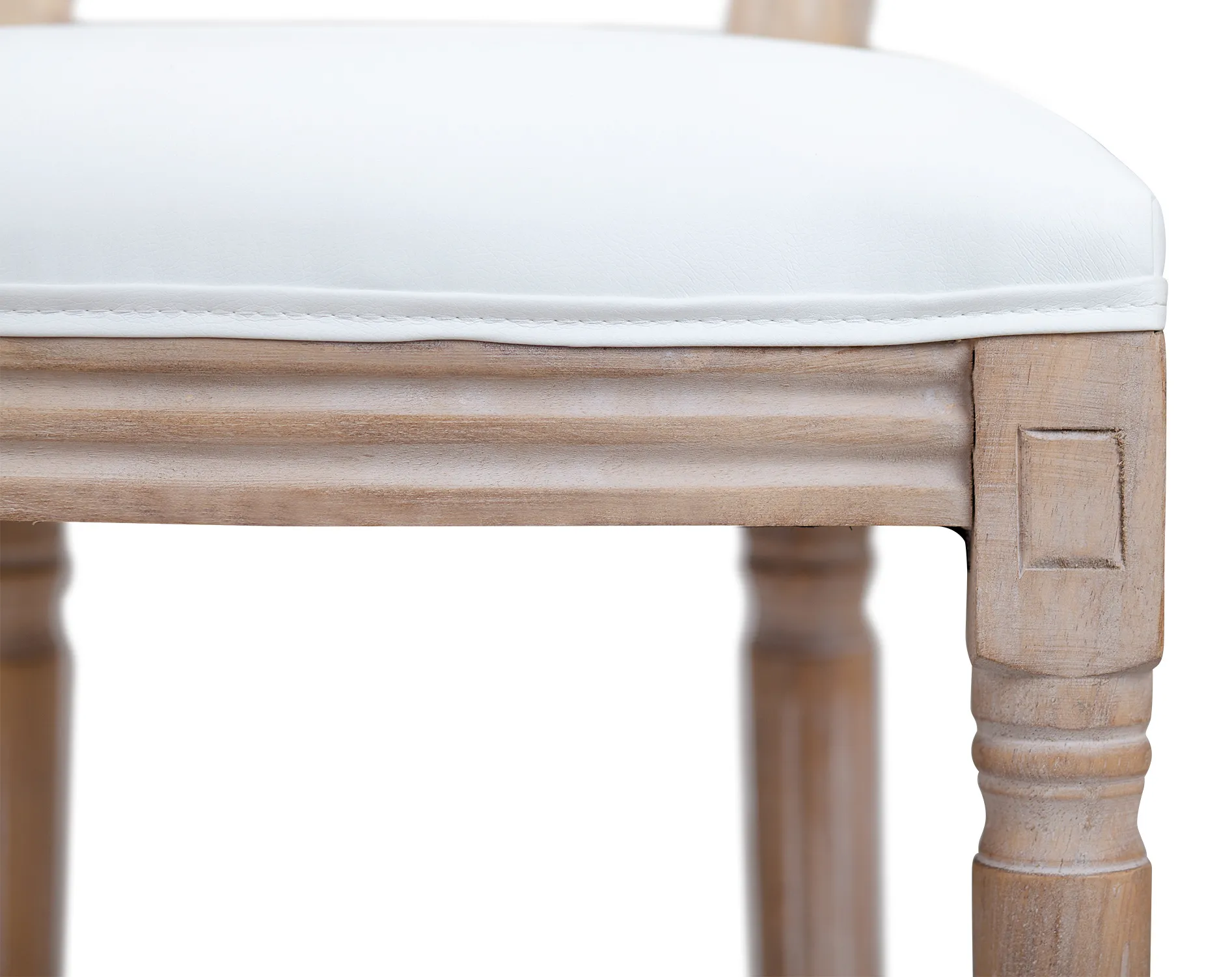Стул Filon Average White and Beige в интерьере в Москве Стул Filon Average White and Beige в интерьере в Санкт-Петербурге
