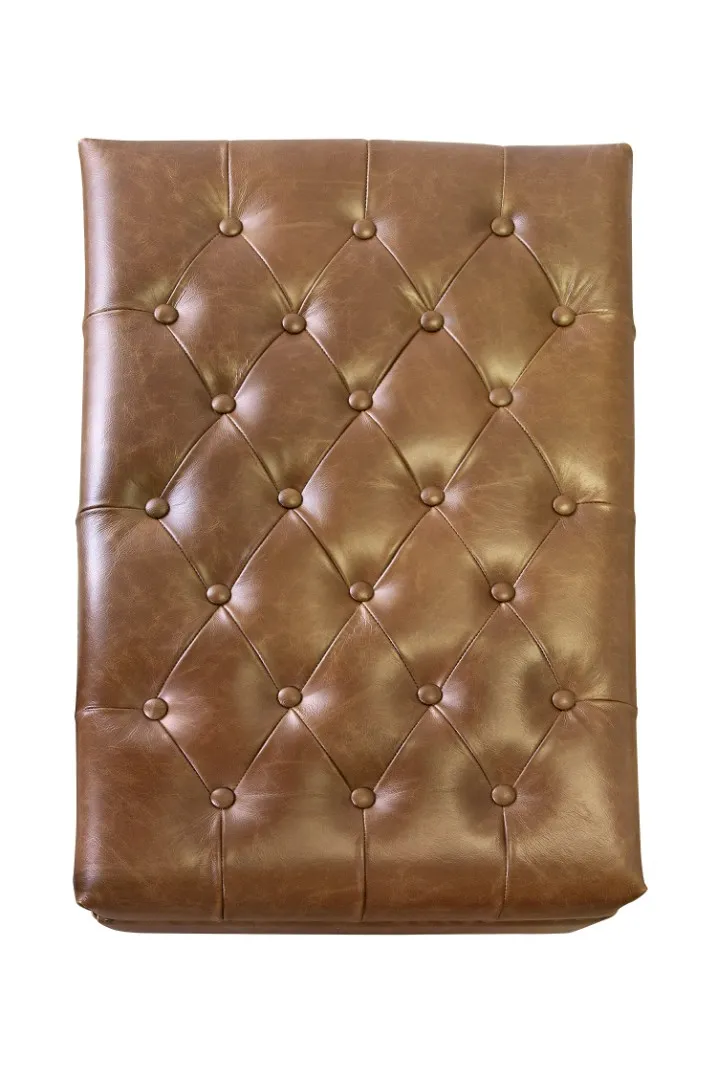 Банкетка Karo Brown leather в интерьере в Санкт-Петербурге