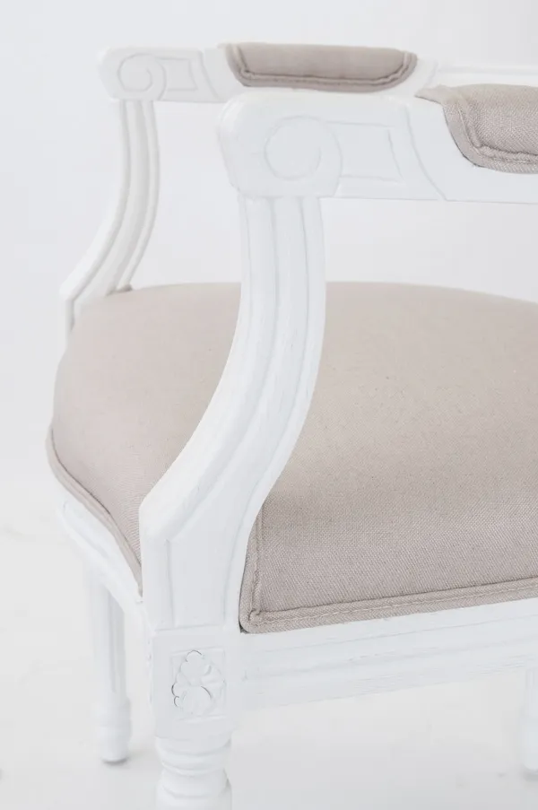 фото Мягкий стул с подлокотниками Diella Beige в Москве фото Мягкий стул с подлокотниками Diella Beige в Санкт-Петербурге