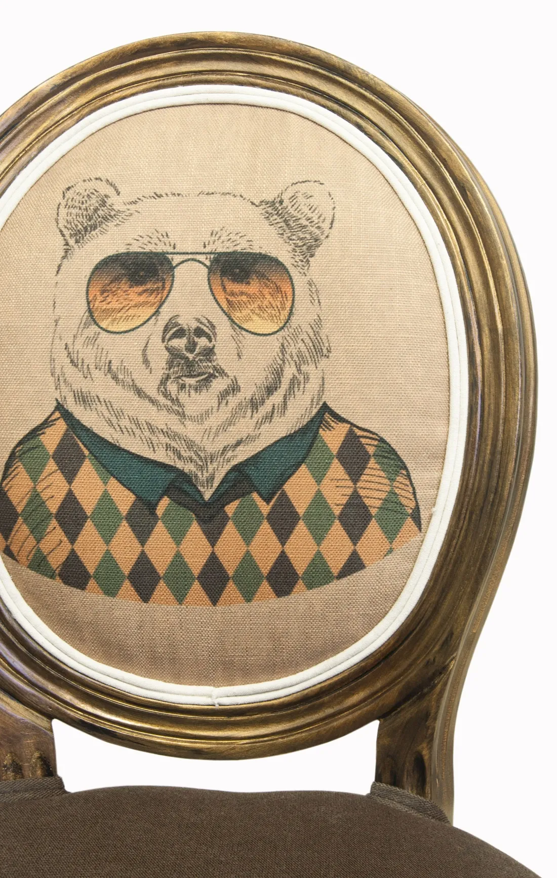 Стул Volker Brown Bear в интерьере в Санкт-Петербурге