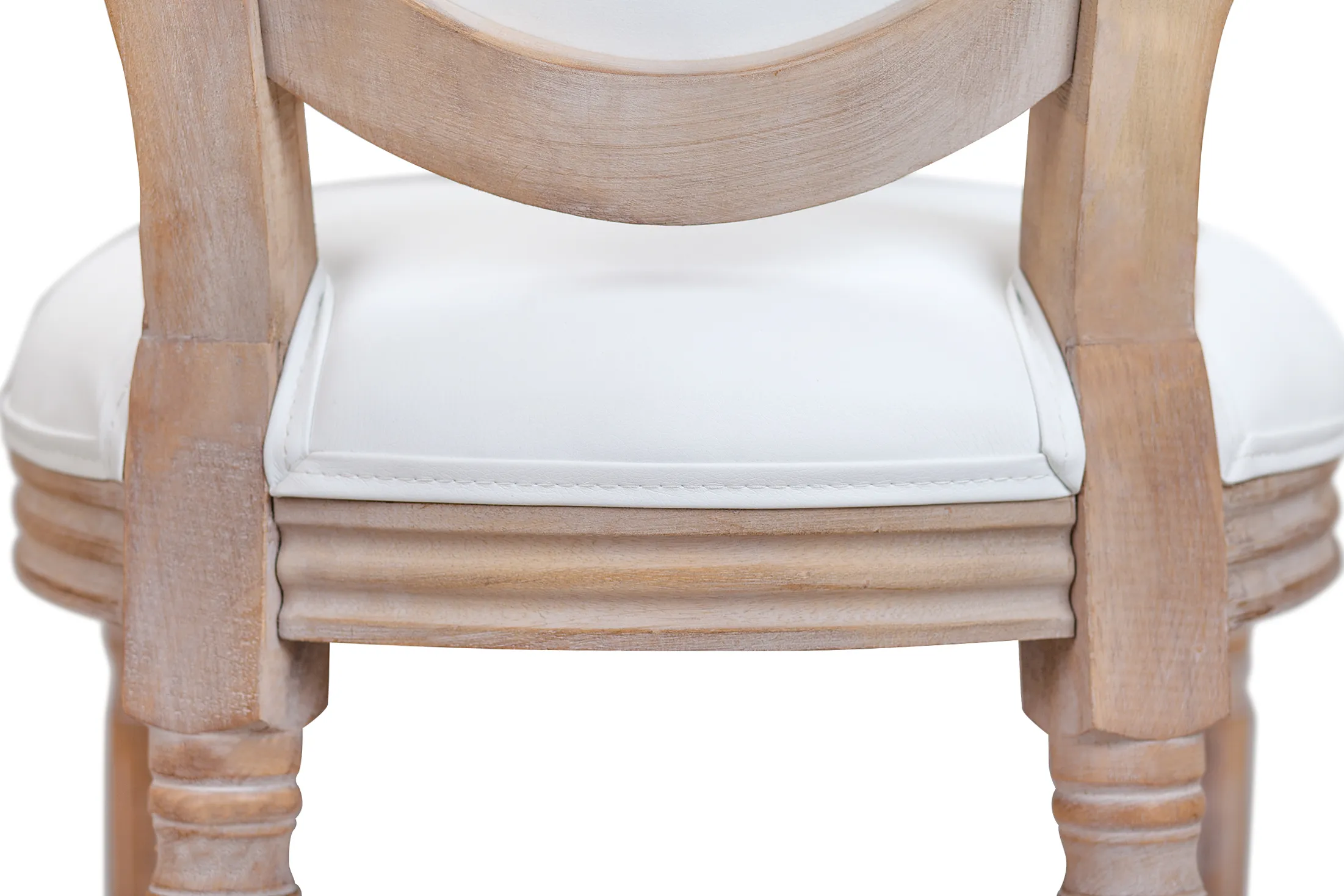 фото Стул Filon Average White and Beige в интерьере в Москве фото Стул Filon Average White and Beige в интерьере в Санкт-Петербурге
