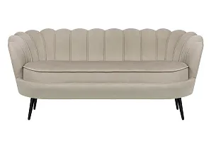 Диван ракушка для гостиниц Pearl Triple Taupe на черных ножках в интерьере в Санкт-Петербурге