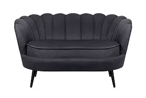 Дизайнерский диван Pearl Double Black на черных ножках в интерьере в Санкт-Петербурге