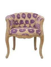 Низкое кресло Kandy Purple в интерьере в Санкт-Петербурге