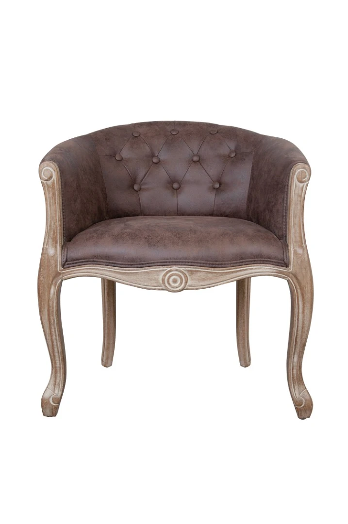 фото Низкое кресло ретро Kandy Antique в интерьере в Санкт-Петербурге