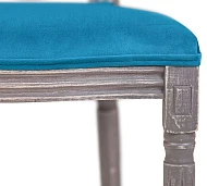 Стул Volker Blue Velvet в интерьере в Санкт-Петербурге