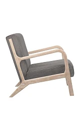 Кресло дизайнерское Cody Brown в интерьере в Санкт-Петербурге