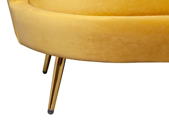 Дизайнерский диван Pearl Triple Yellow в интерьере в Санкт-Петербурге