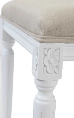 фото Дизайнерский обеденный стул Lotos White в интерьере в Санкт-Петербурге