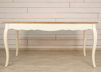 Раскладывающийся обеденный стол 