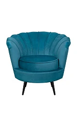 Кресло ракушка Pearl Marine на черных ножках в интерьере в Санкт-Петербурге