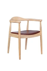 Стул с подлокотниками Carlo Brown в интерьере в Санкт-Петербурге