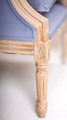 Классическое кресло Coolman Sky Grey в интерьере в Санкт-Петербурге